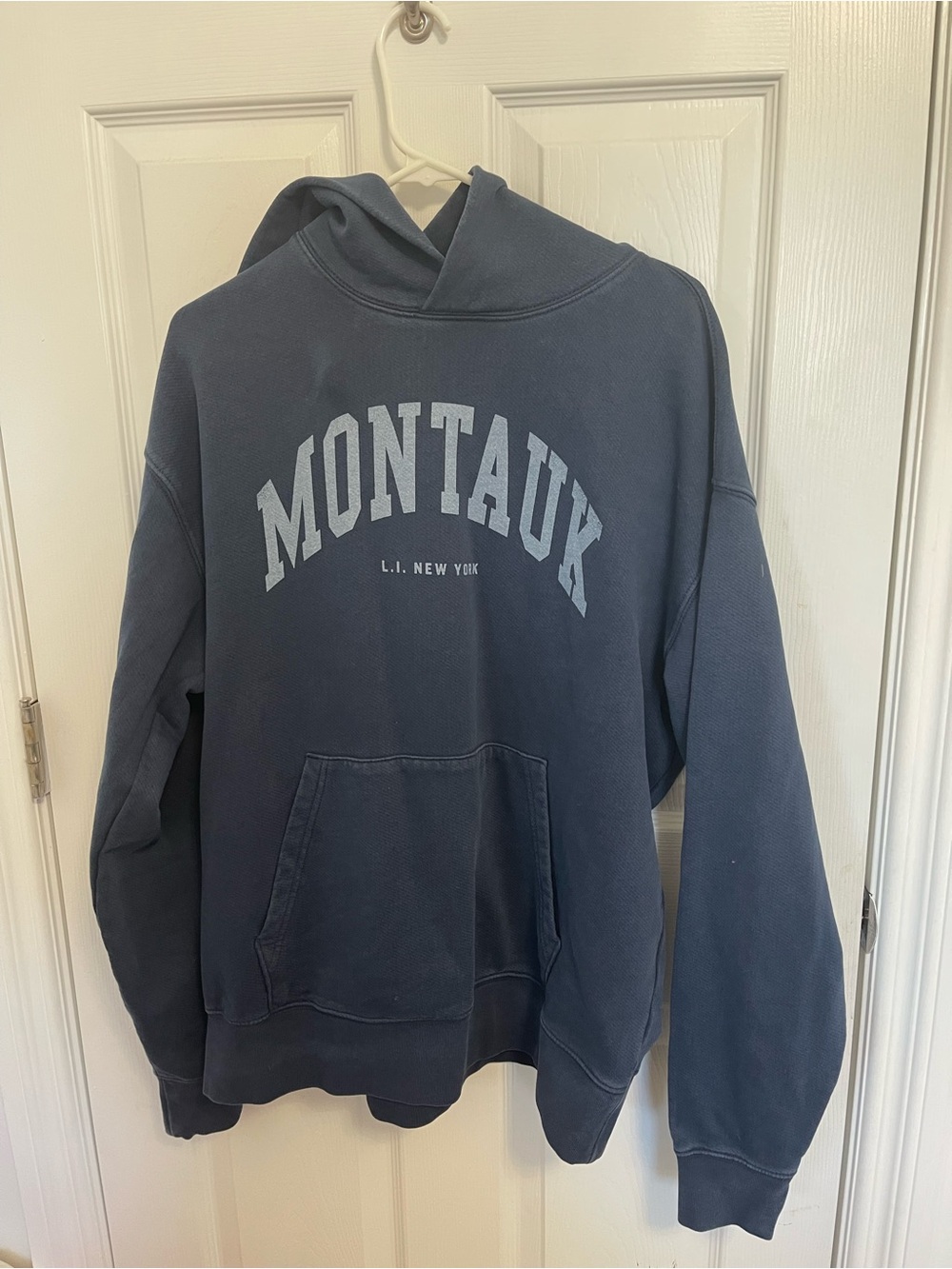 American Eagle Montauk Men's Navy Hooded Sweatshirt Medium Tall